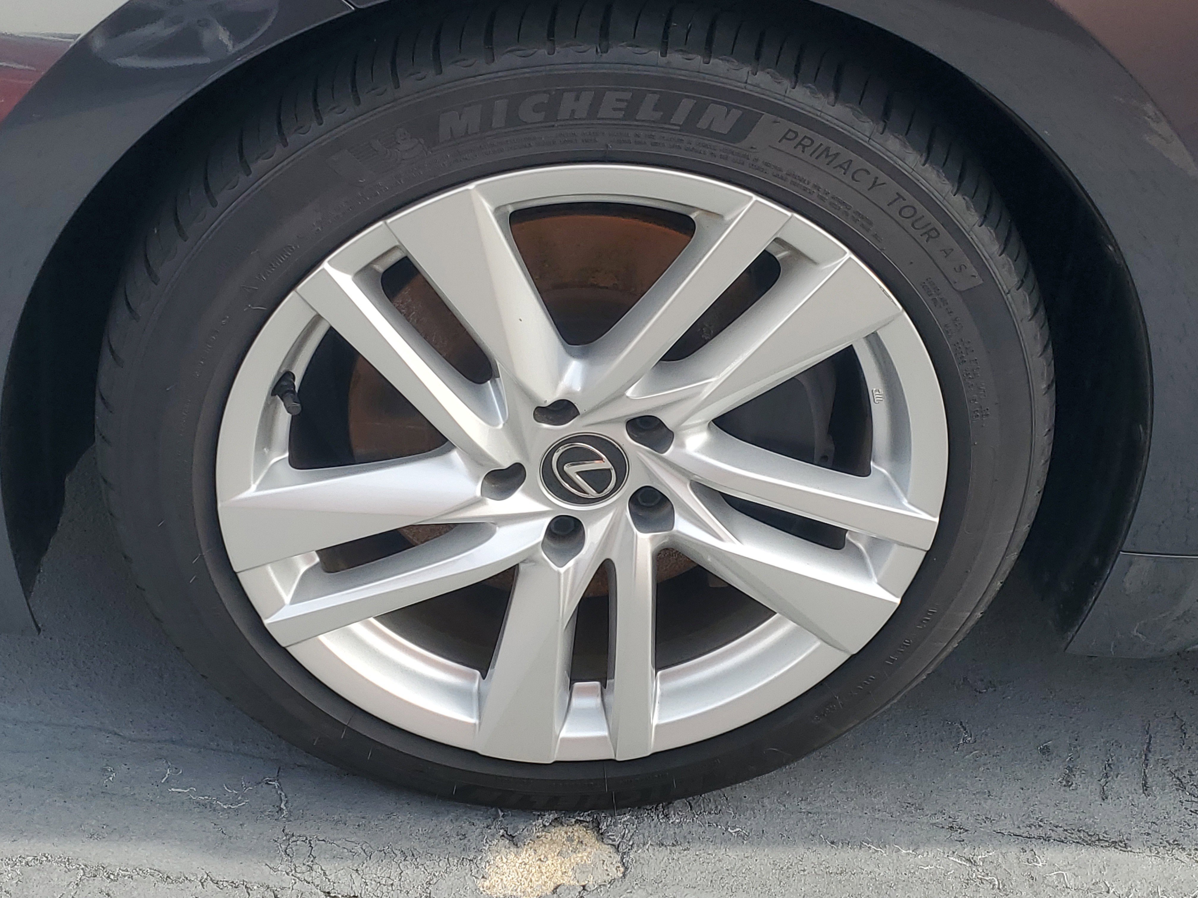 2024 Lexus IS 300 photo 5