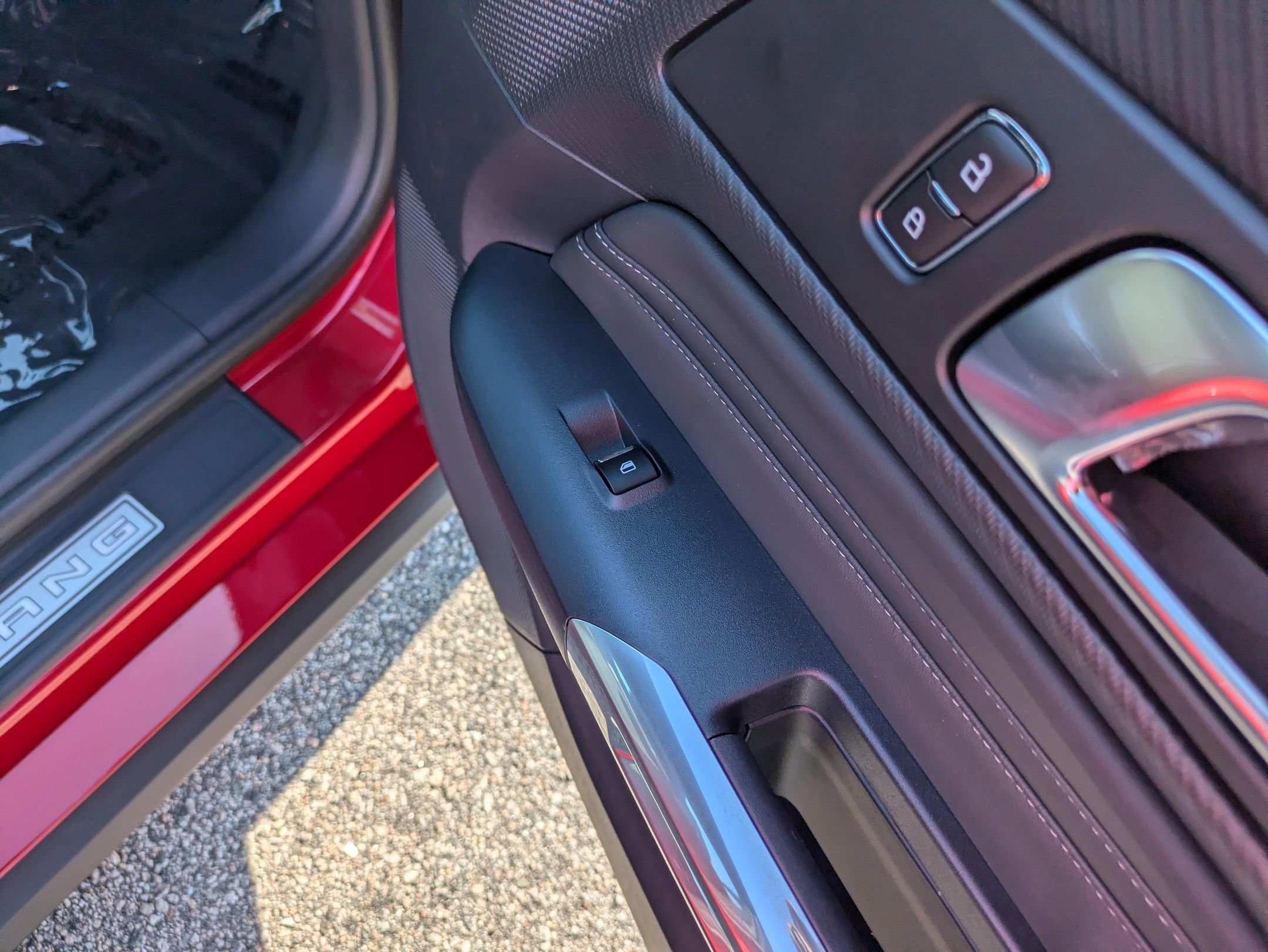 2024 Ford Mustang EcoBoost Premium photo 32