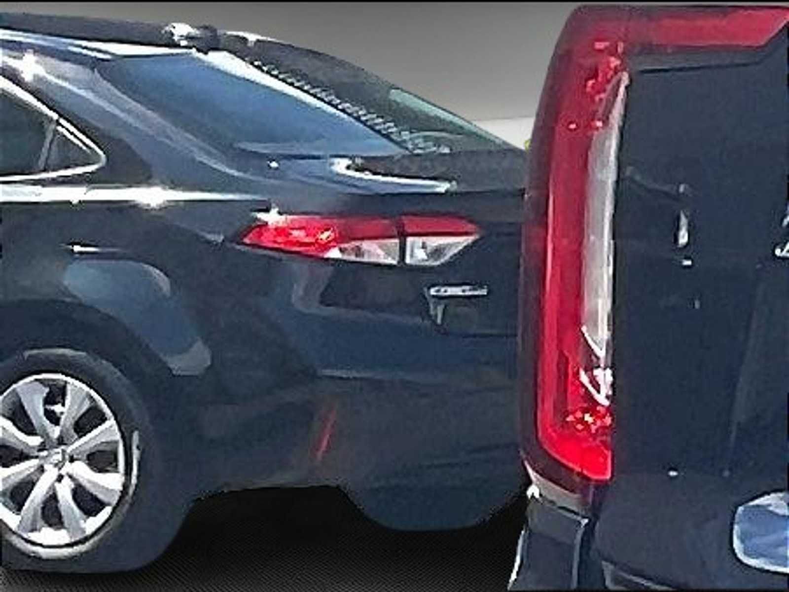 2023 Gmc Yukon SLT photo 6