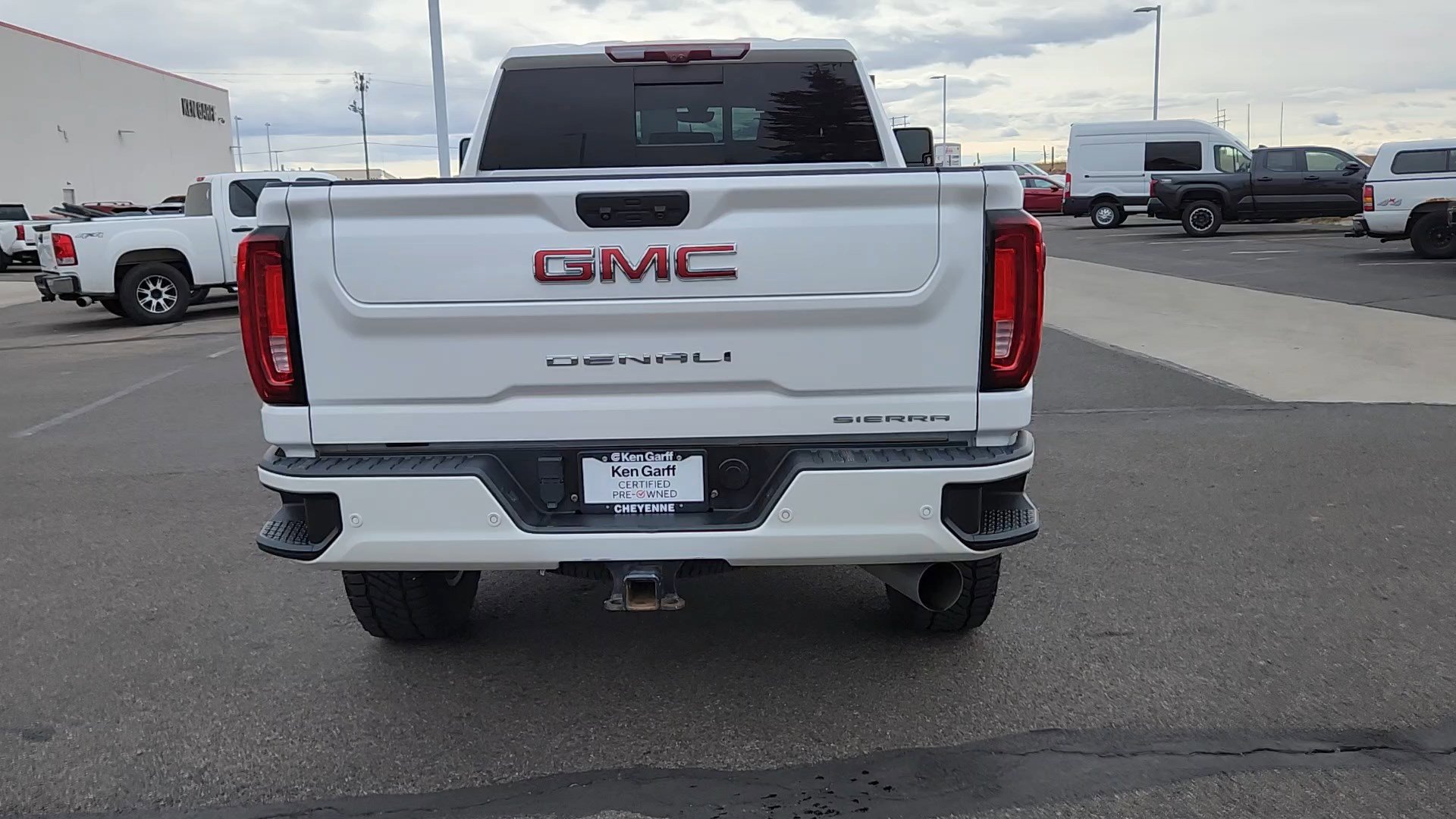 2021 Gmc Sierra Denali photo 2