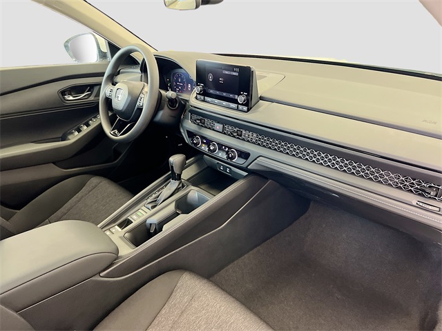 2025 Honda Accord LX photo 30
