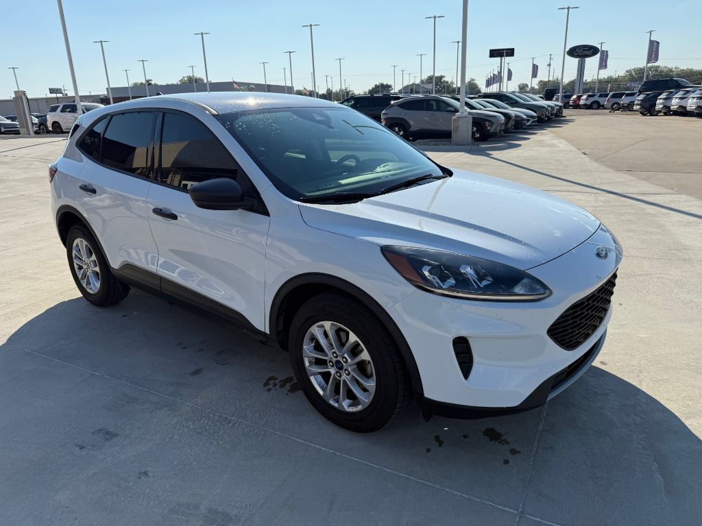 2022 Ford Escape S photo 3