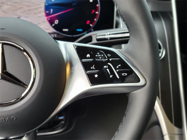 2026 Mercedes Benz GLC 300 4MATIC photo 24