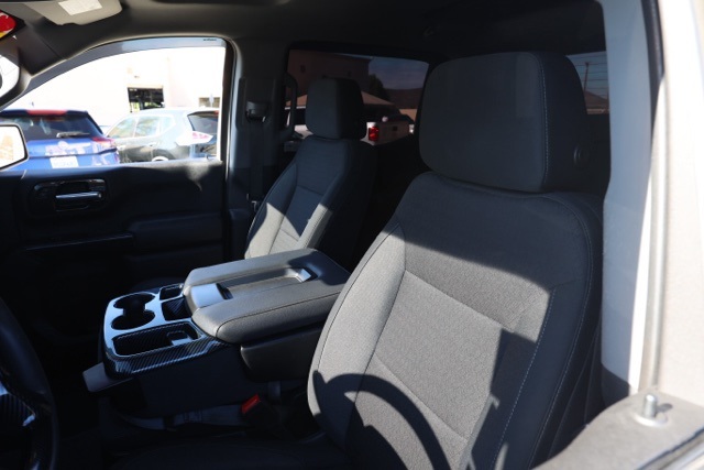 2022 Chevrolet Silverado 1500 Custom photo 14