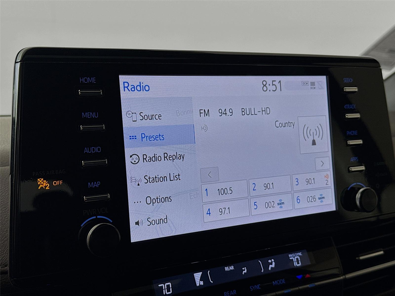 2023 Toyota Sienna Platinum photo 21