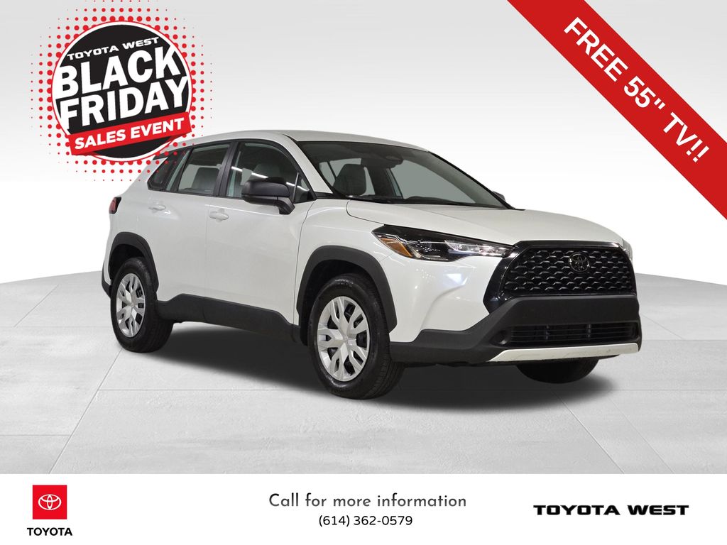 2023 Toyota Corolla Cross L photo 3