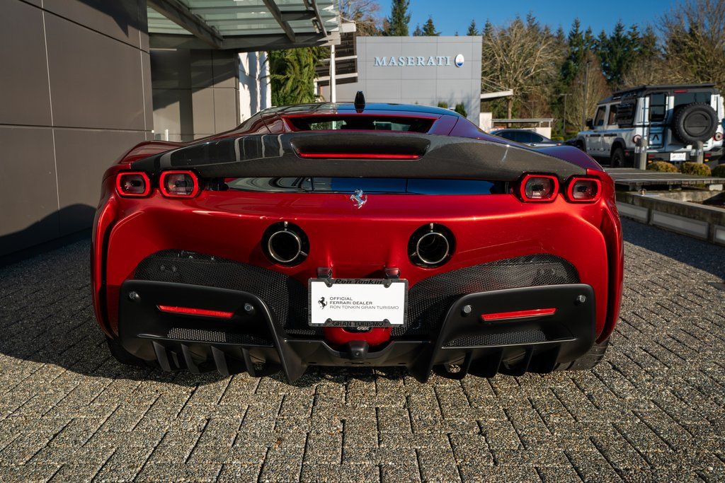 2021 Ferrari SF90 Stradale photo 9
