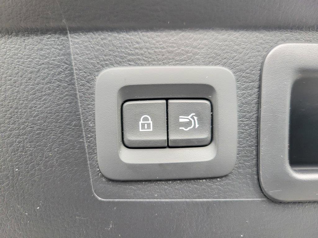 2023 MAZDA CX-50 - Image 20