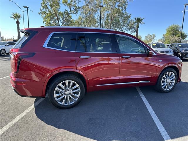 2022 Cadillac XT6 Premium Luxury photo 3