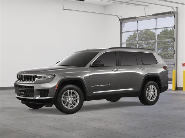 2025 Jeep Grand Cherokee Laredo photo 2