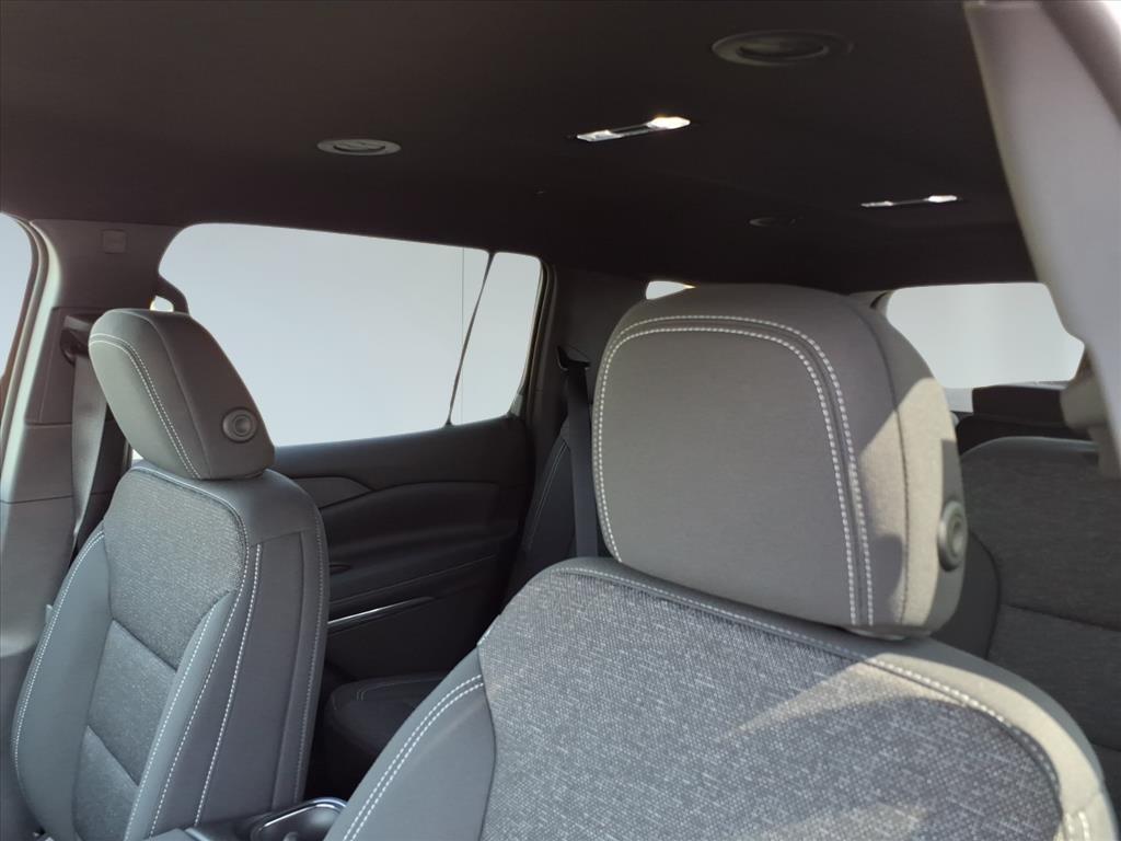 2026 Chevrolet Traverse photo 15