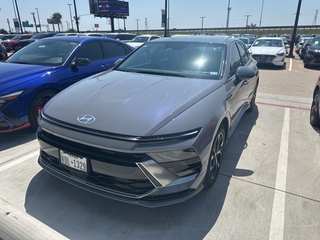 2024 Hyundai Sonata SEL photo 3