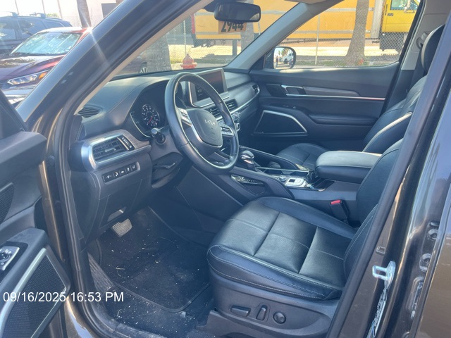 2022 Kia Telluride EX photo 6
