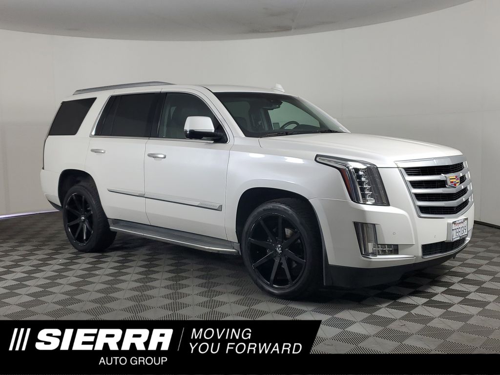 2016 Cadillac Escalade Luxury's photo