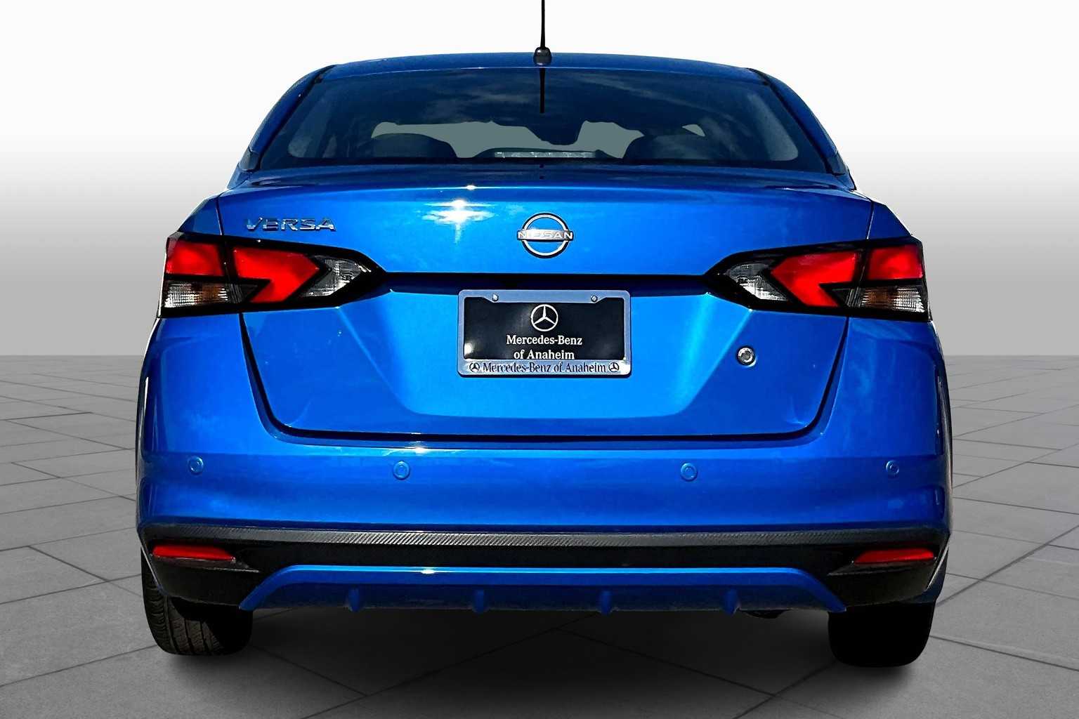 2024 Nissan Versa S photo 4