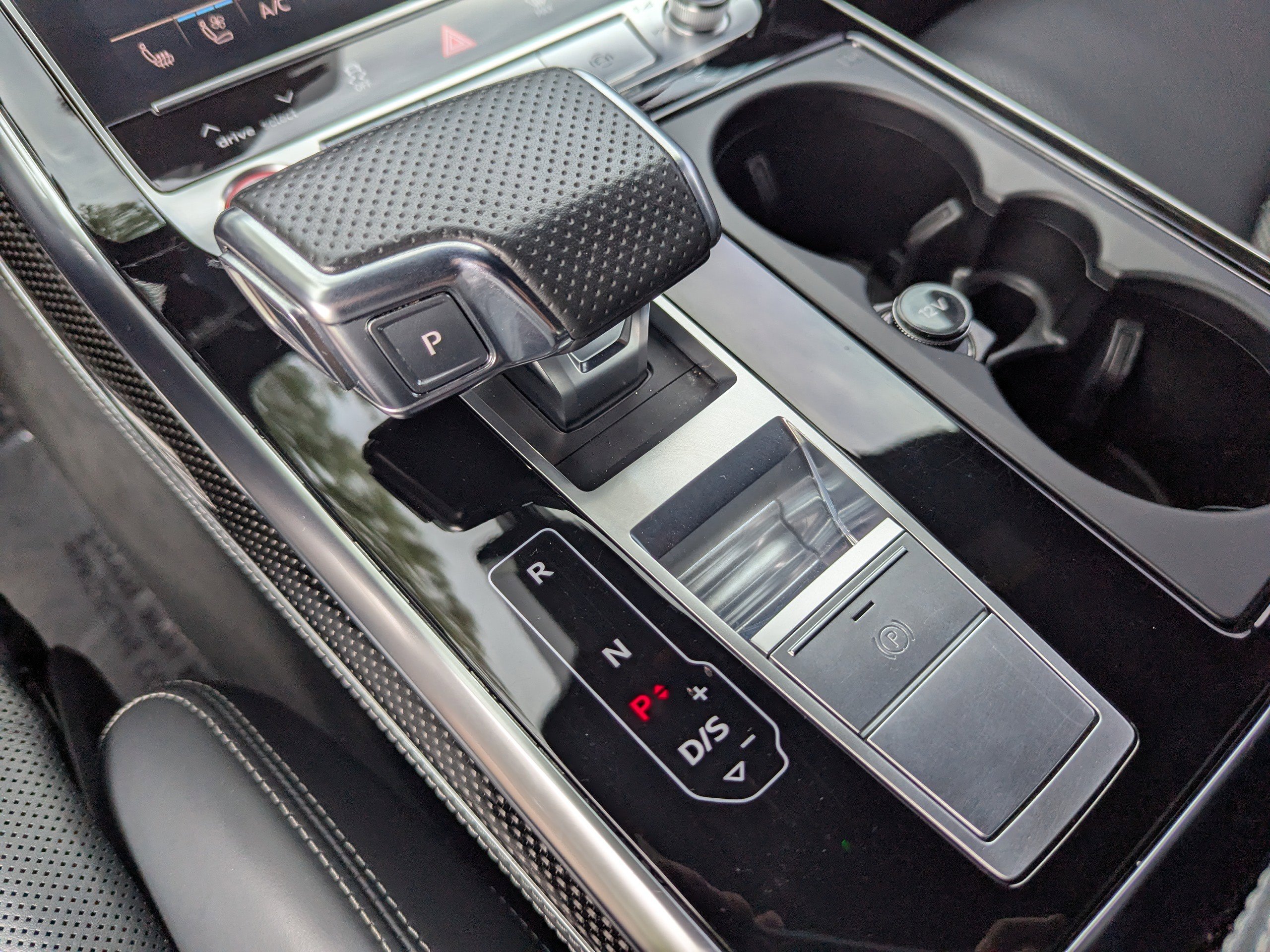 2022 Audi SQ8 Prestige photo 31