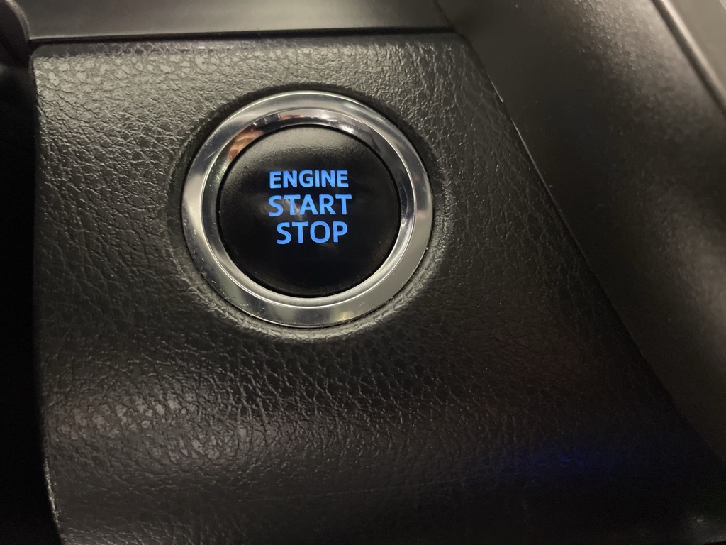 2019 Toyota Camry XSE V6 photo 24