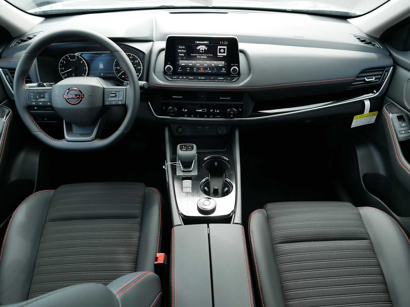 2026 Nissan Rogue SV photo 11