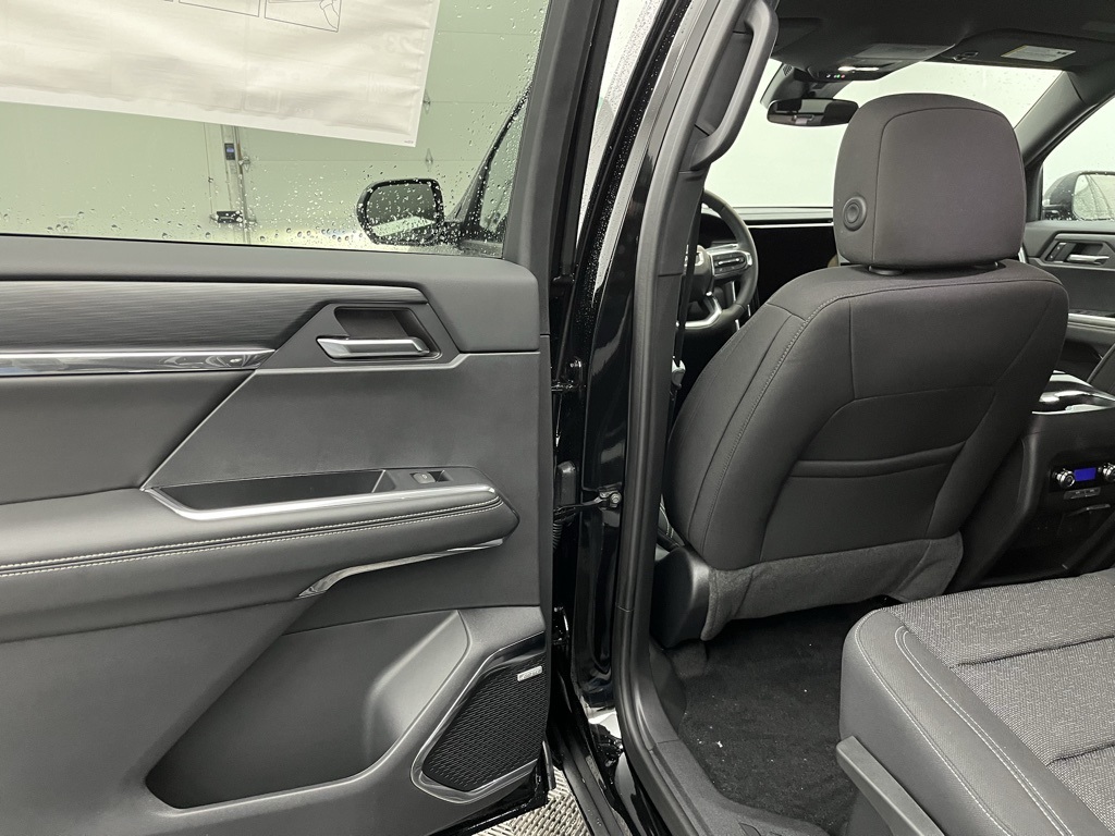 2025 Gmc Acadia Elevation photo 26