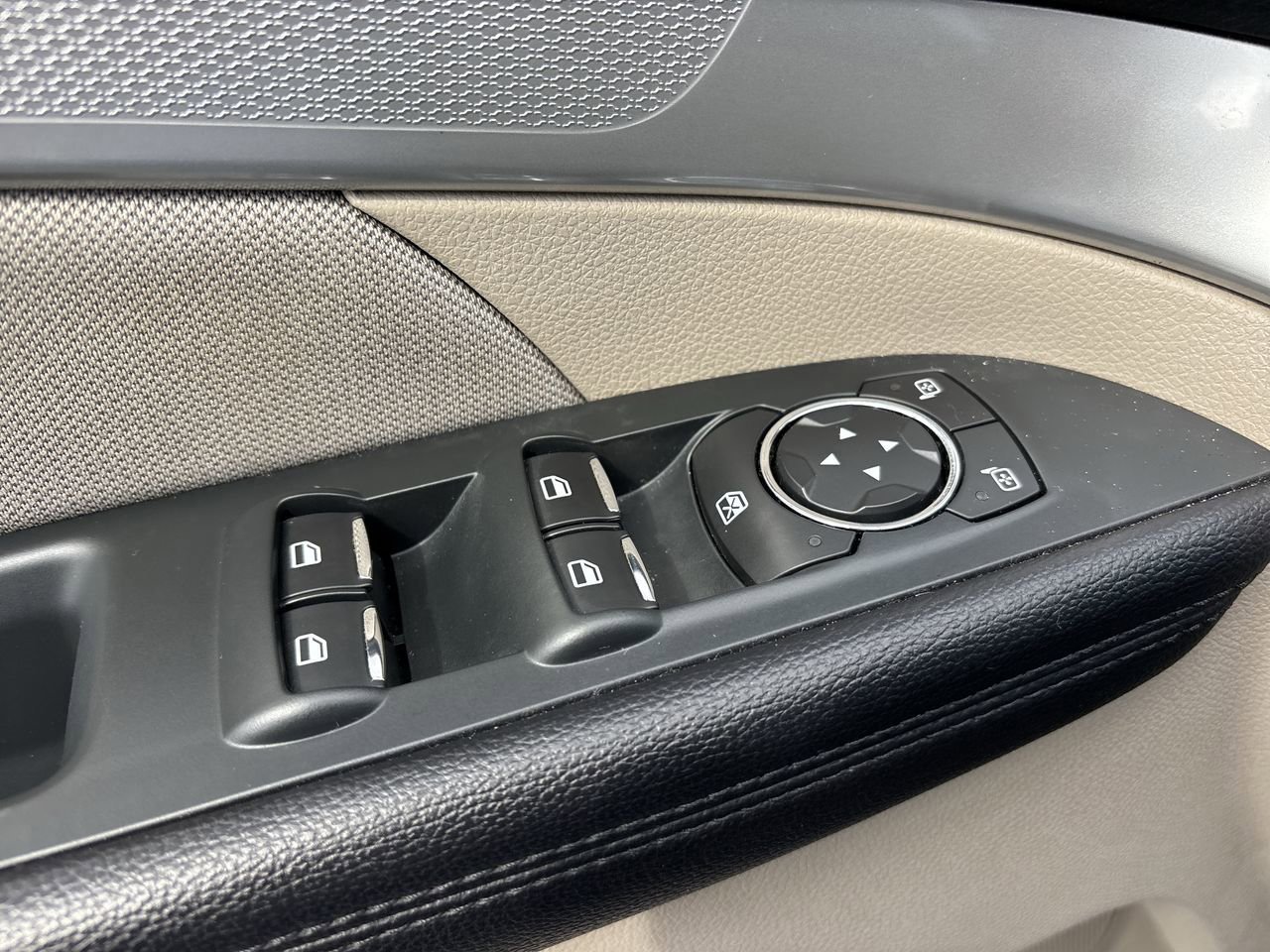 2018 Ford Explorer Sport photo 13