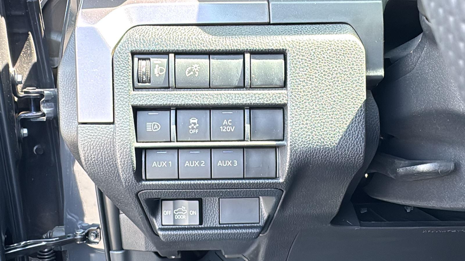 2024 Toyota Tacoma TRD Sport photo 12