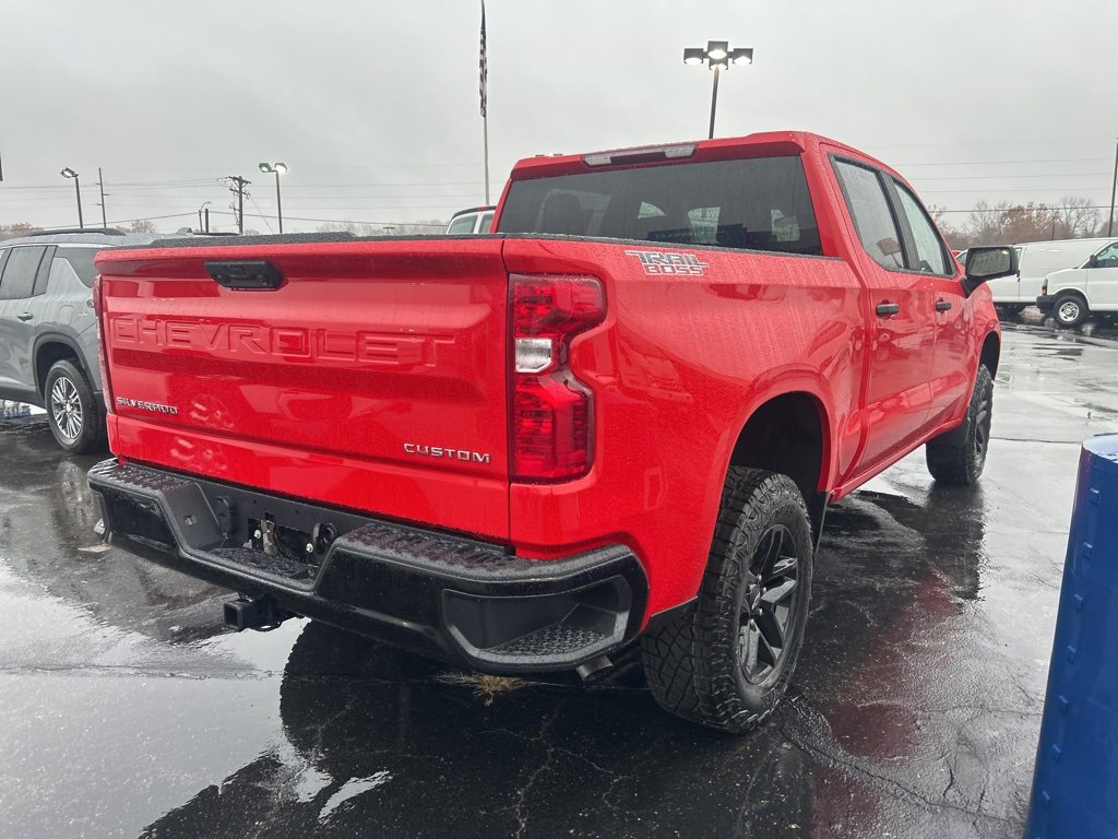 2026 Chevrolet Silverado 1500 Custom Trail Boss photo 2