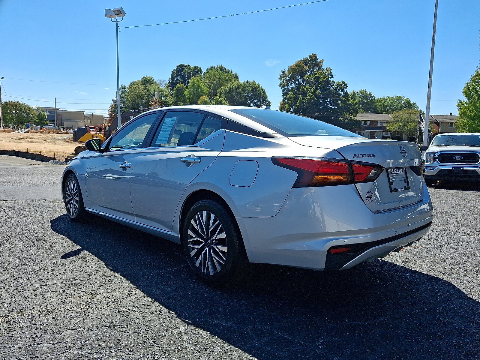 2024 Nissan Altima 2.5 SV photo 4