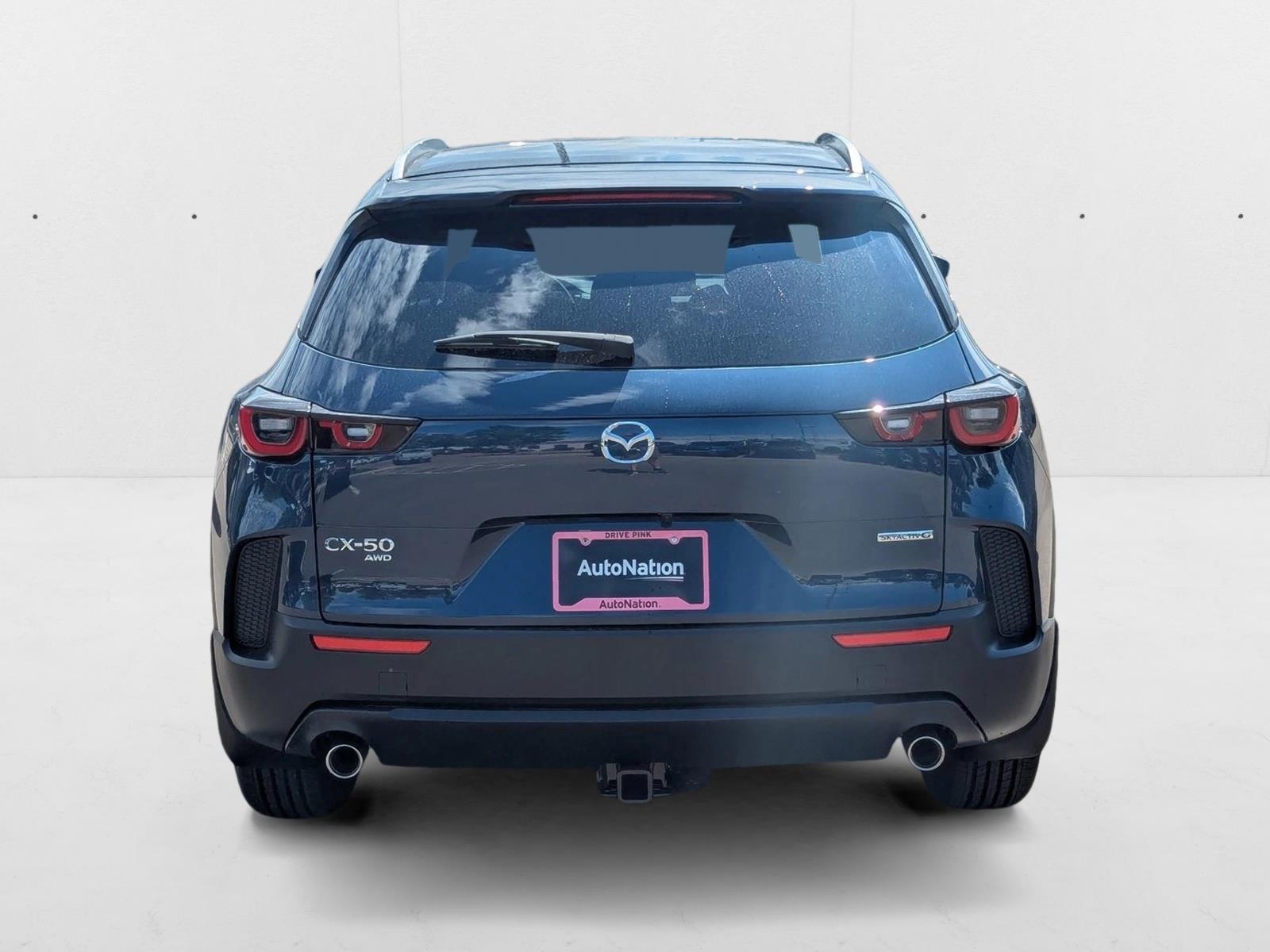 2025 Mazda CX-50 2.5 Select photo 4