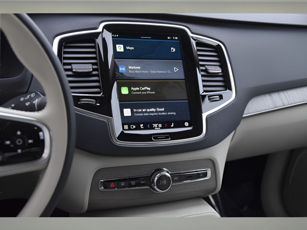 2024 Volvo XC90 Plus photo 12