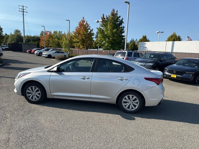 2021 Hyundai Accent SE photo 8