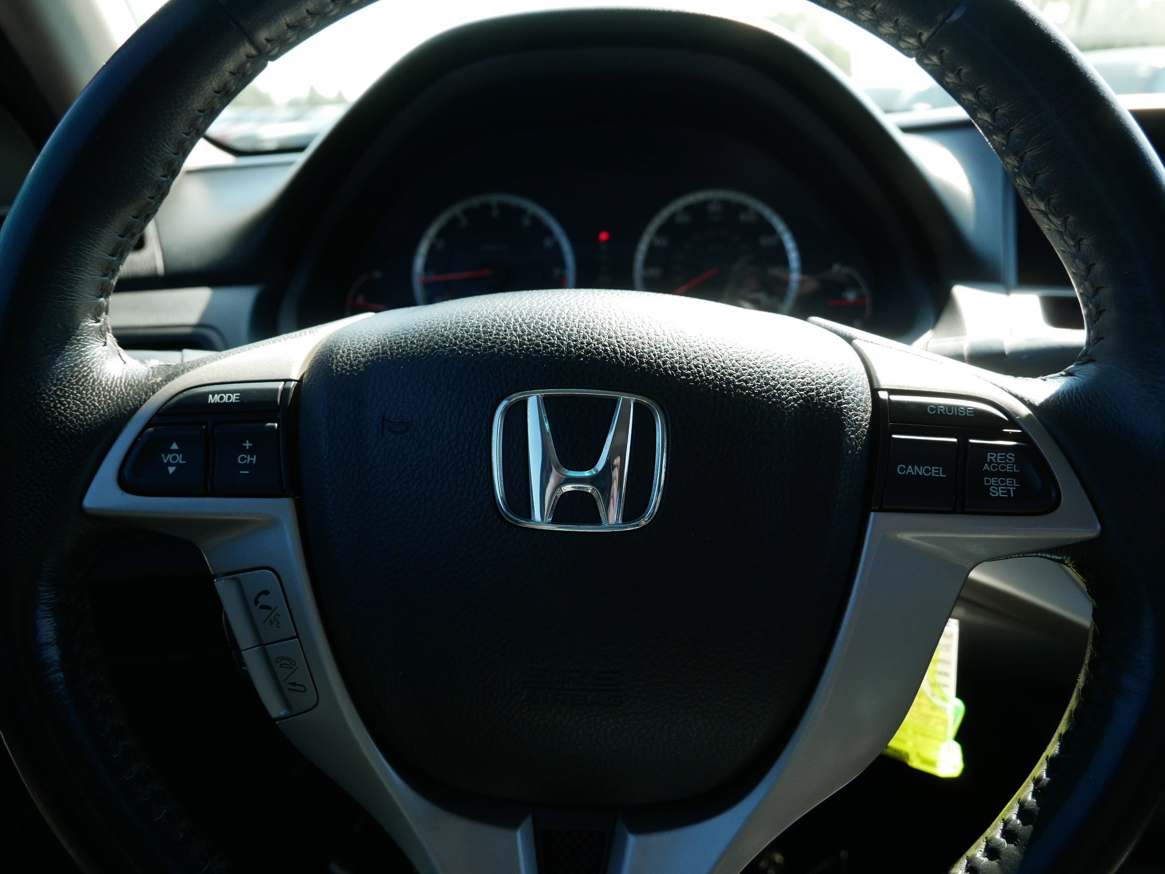 2012 Honda Accord EX-L photo 21