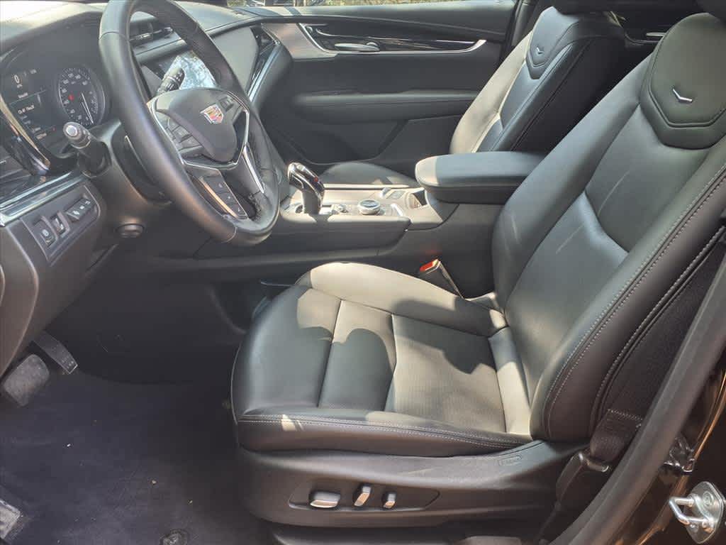 2025 Cadillac XT5 Premium Luxury photo 11