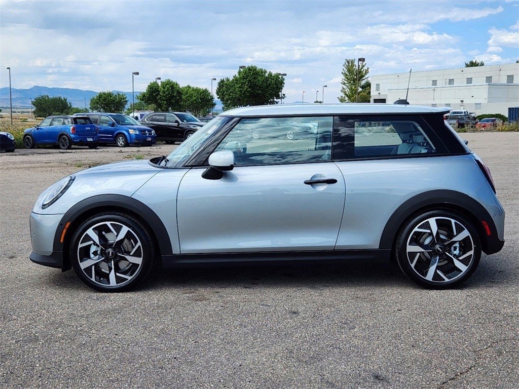 2025 Mini Cooper 2 Door Hardtop S photo 3