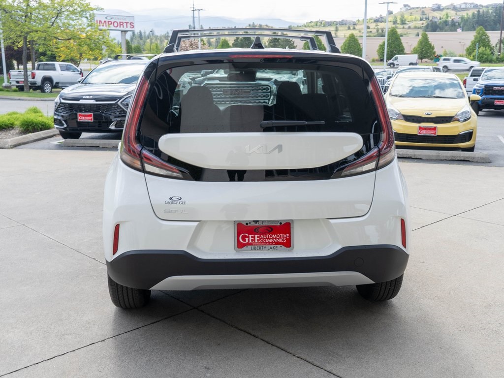 2025 Kia Soul LX photo 4