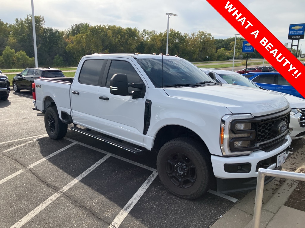 2023 Ford F-250 photo 2