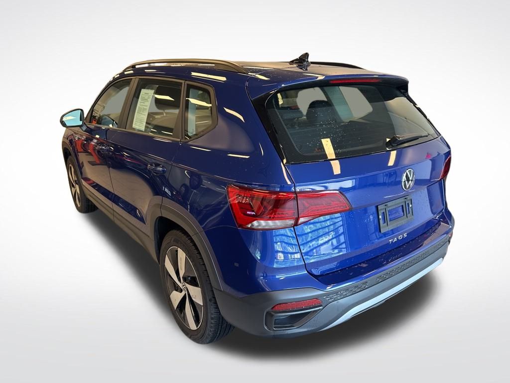 2024 Volkswagen Taos S photo 9