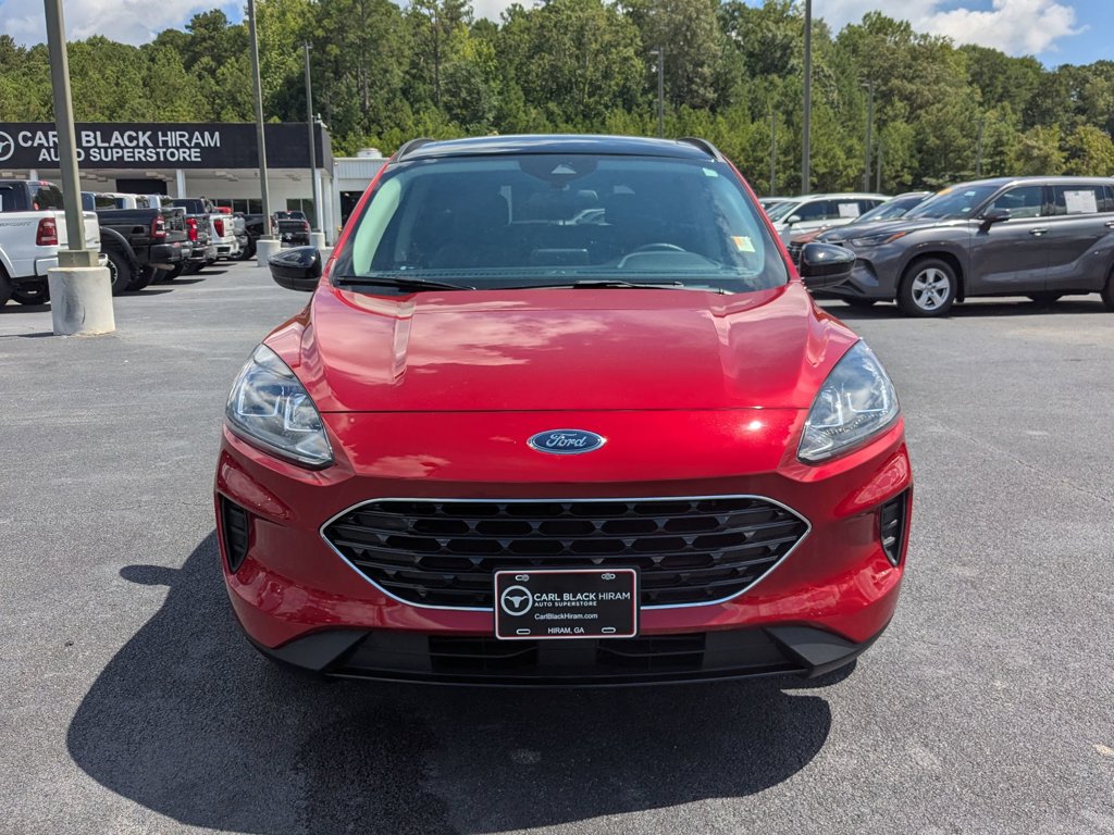 2022 Ford Escape SE photo 2
