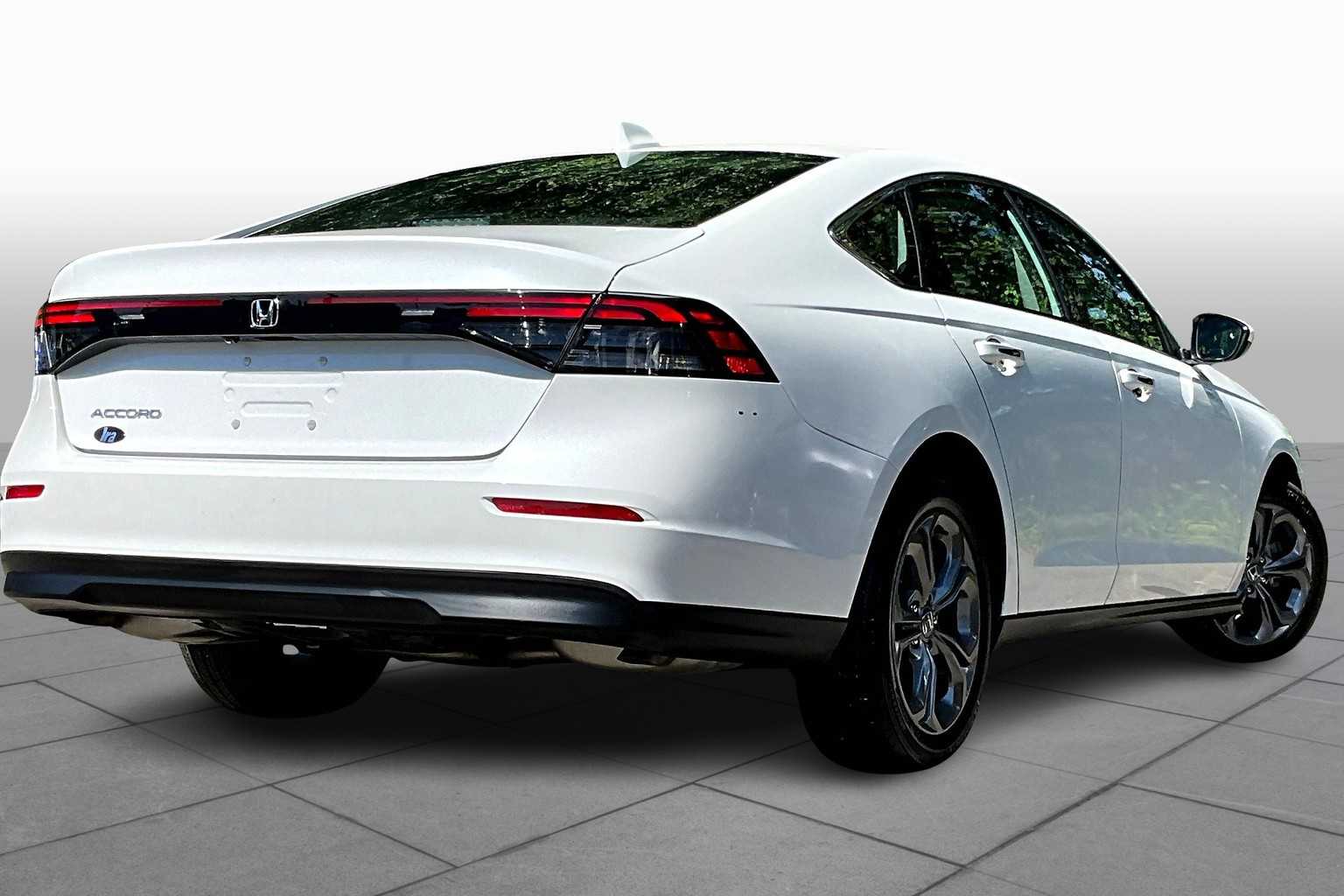 2024 Honda Accord EX photo 11