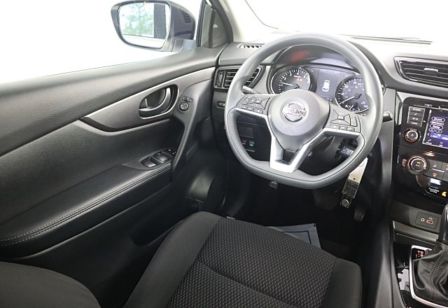 2022 Nissan Rogue Sport S photo 11