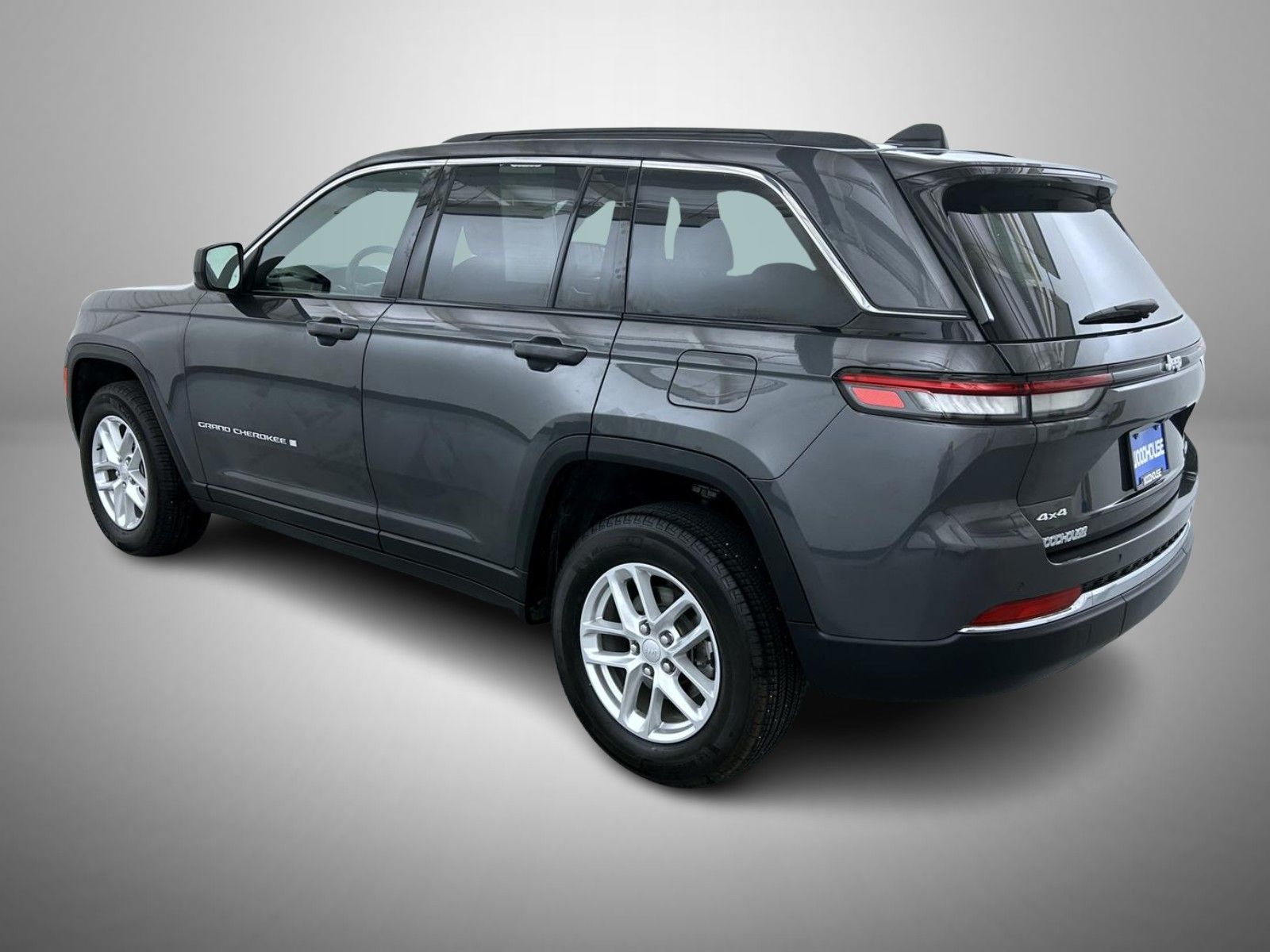 2024 Jeep Grand Cherokee Laredo photo 6