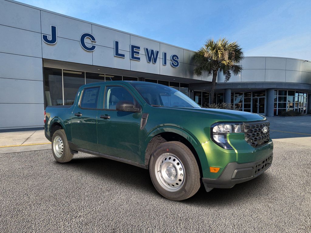 2025 Ford Maverick XL's photo