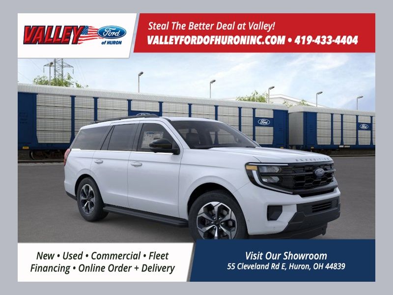 2026 Ford Expedition Active's photo