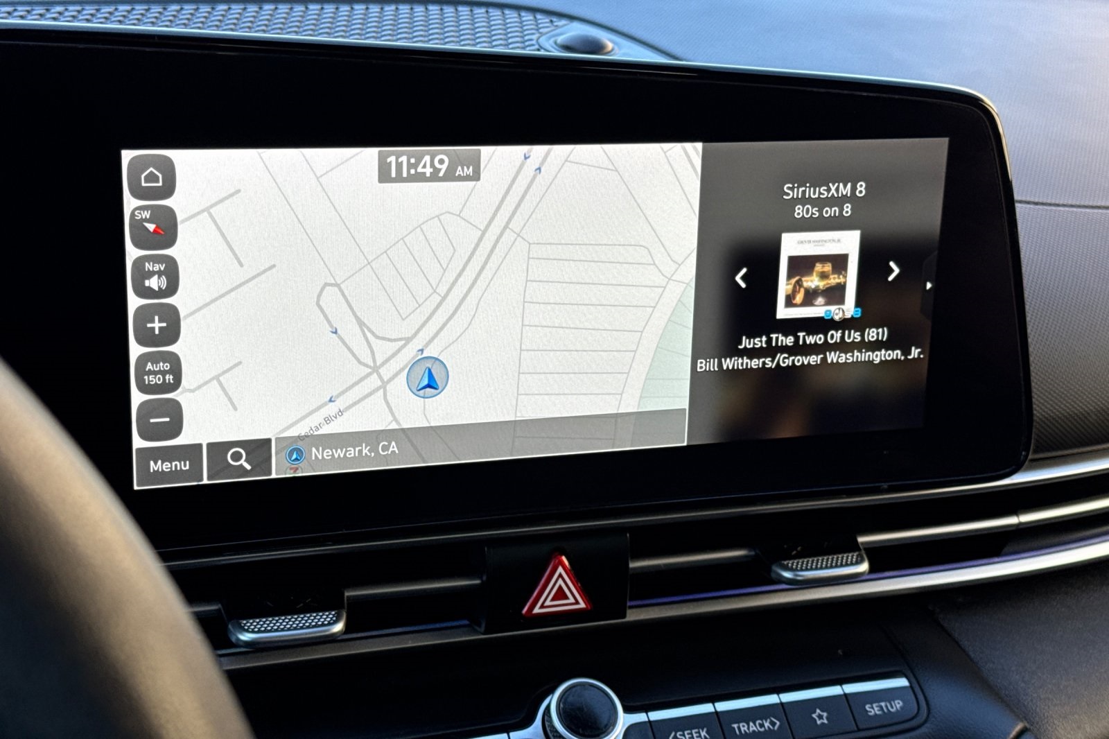 2024 Hyundai Elantra SEL photo 16