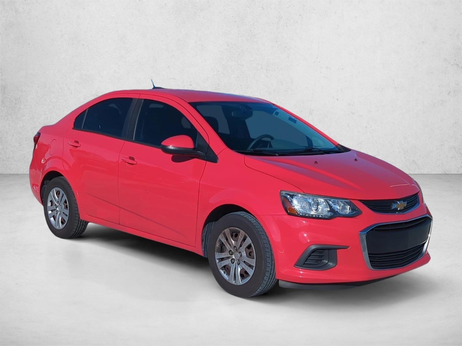 2018 Chevrolet Sonic LS photo 3