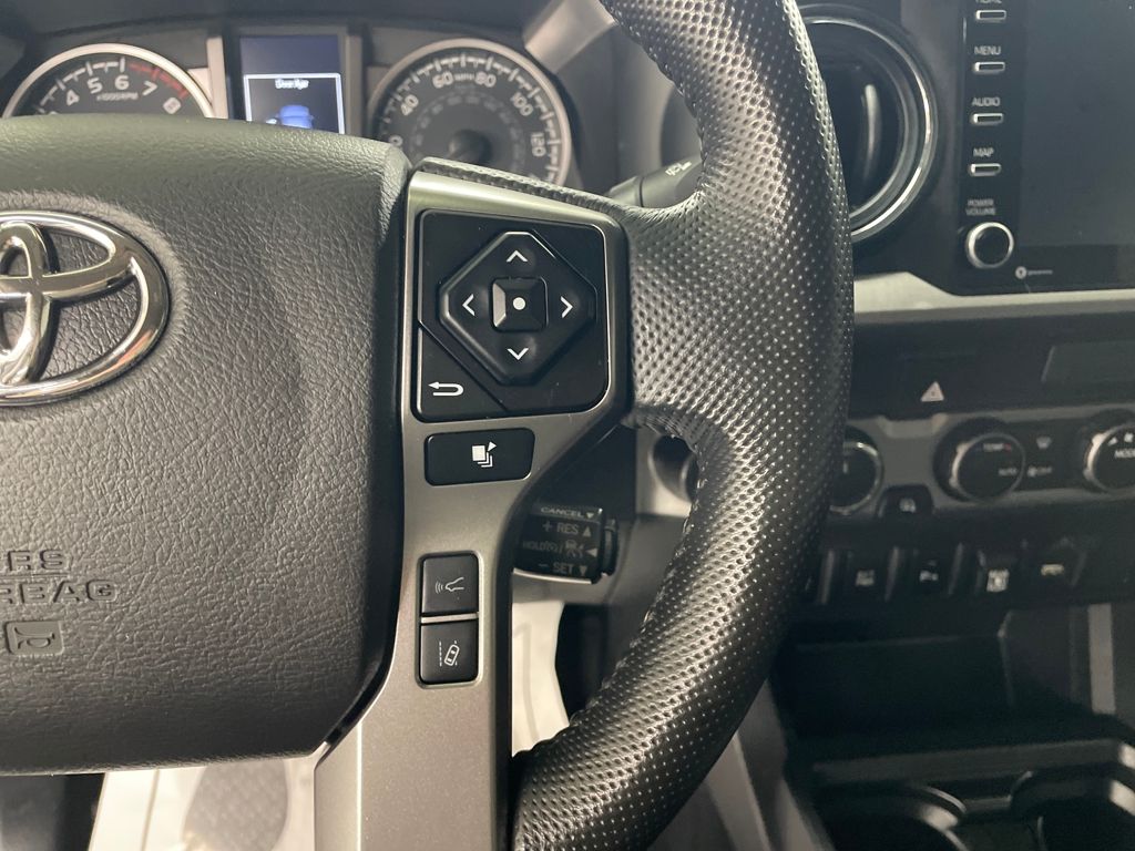 2023 Toyota Tacoma SR5 photo 8