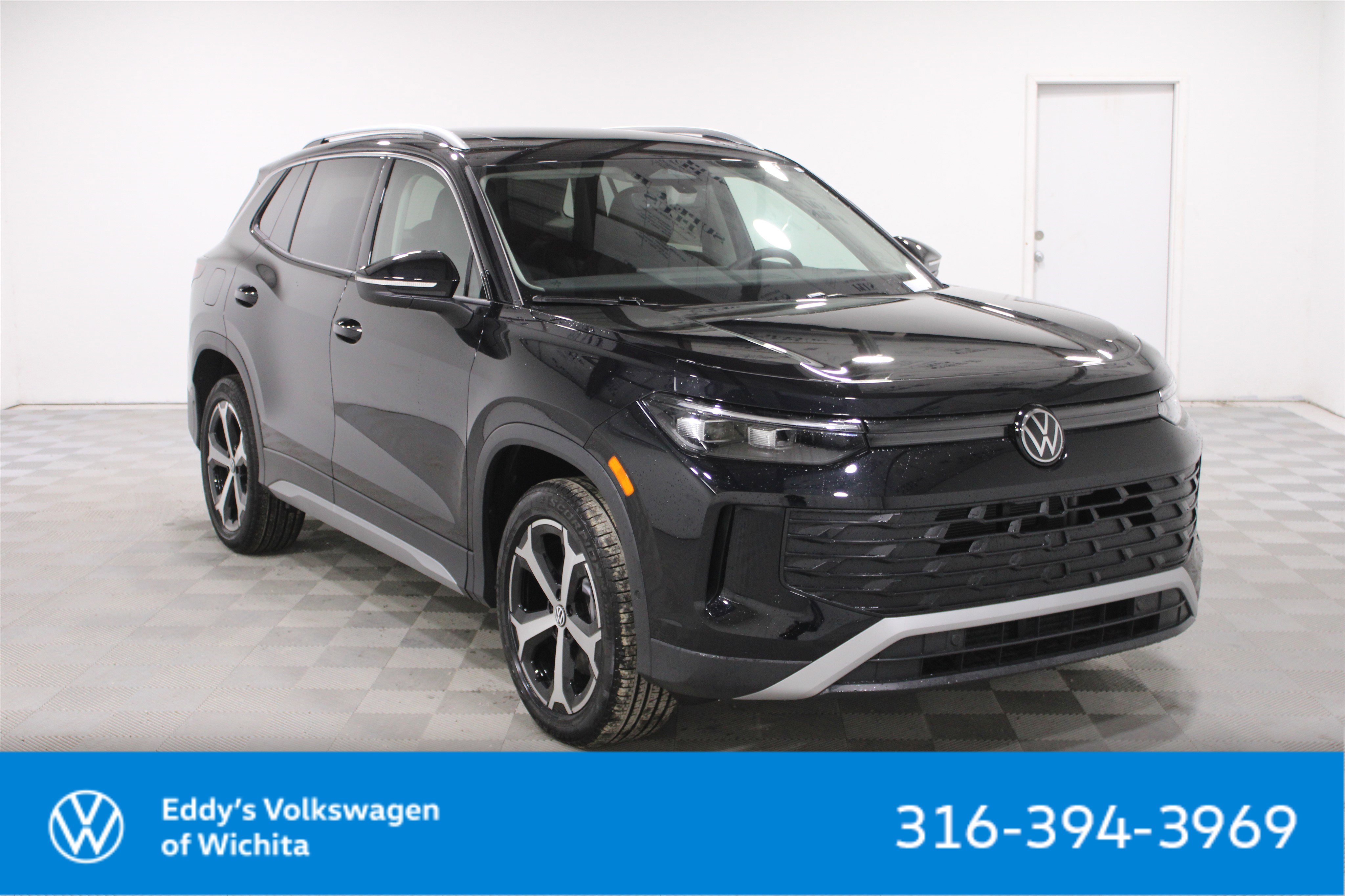 2026 Volkswagen Tiguan SE's photo