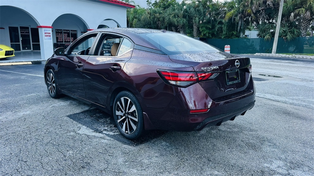 2025 Nissan Sentra SV photo 5