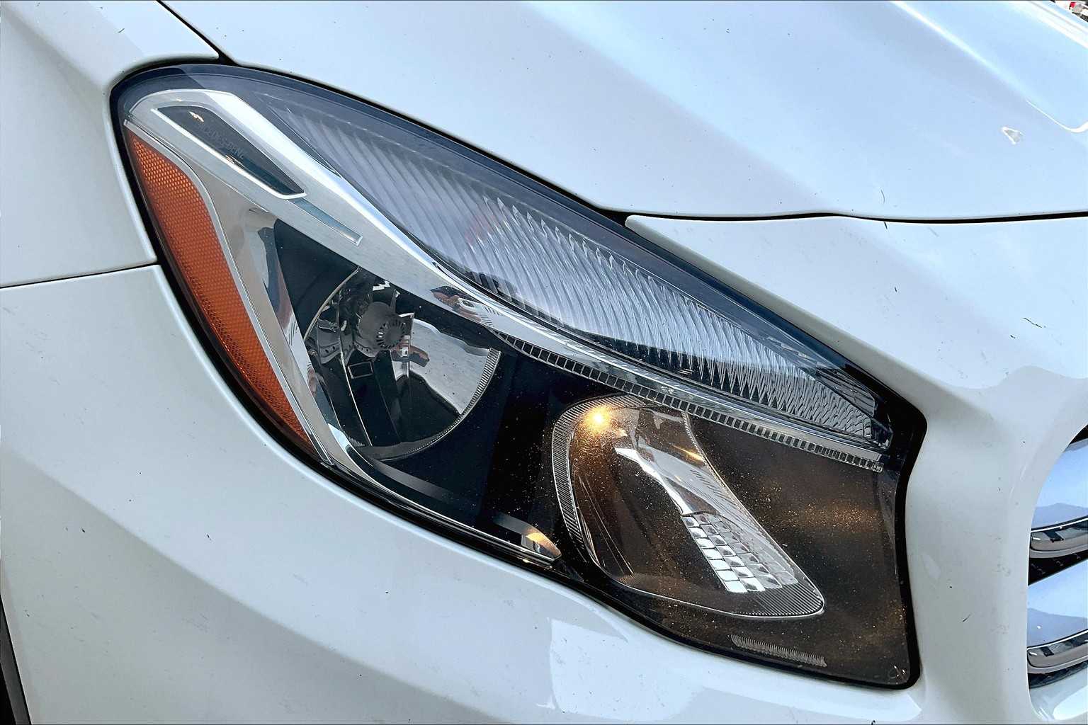 2016 Mercedes Benz GLA 250 photo 22
