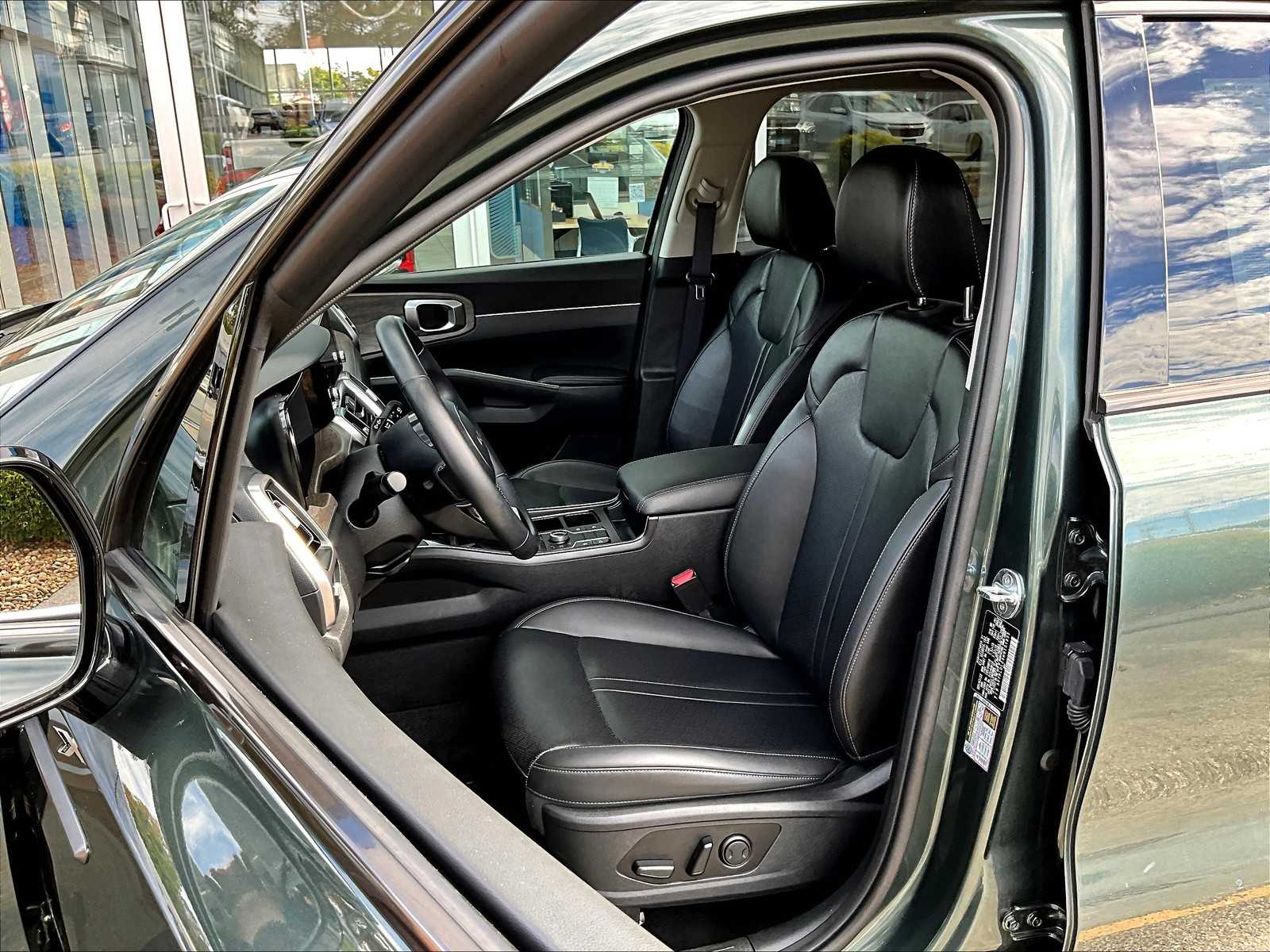2022 Kia Sorento X-Line S photo 10