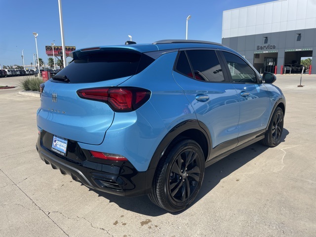 2025 Buick Encore GX Sport Touring photo 4